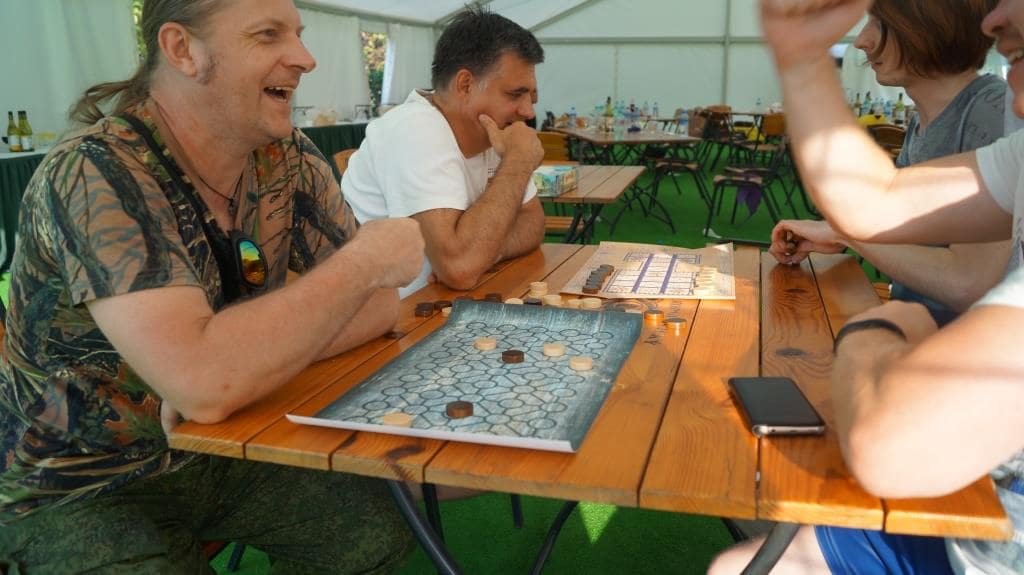 Тимбилдинг игра Острова в Москве