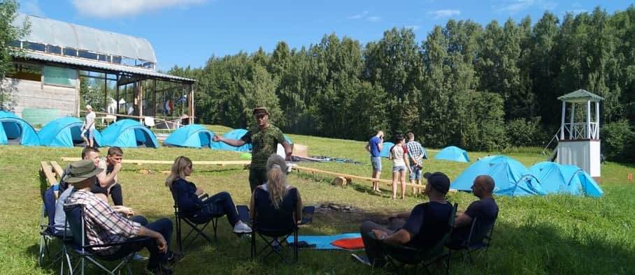 корпоративный выезд с палатками