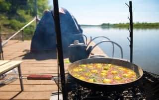 завтрак на плоту