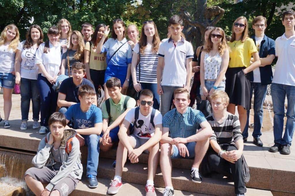 участники квеста по Москве