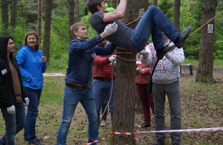 тимбилдинг веревочный курс